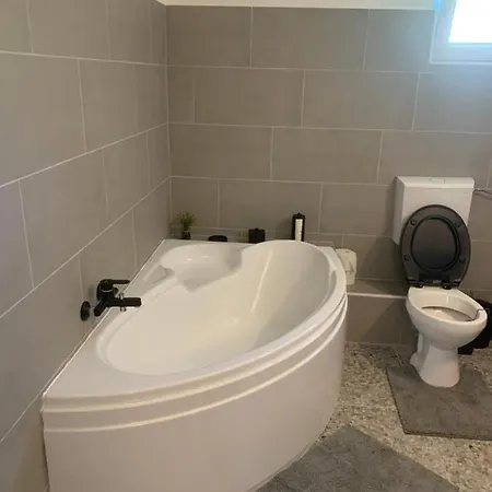 Apartament Dora Vendeghaz