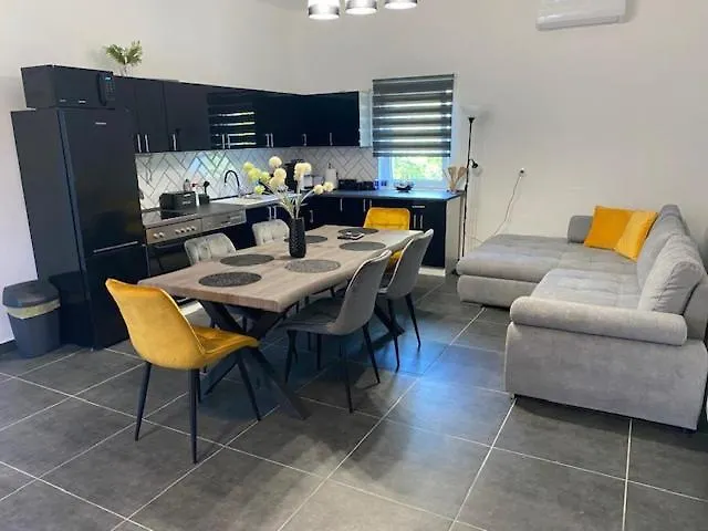Apartman Dora Vendeghaz